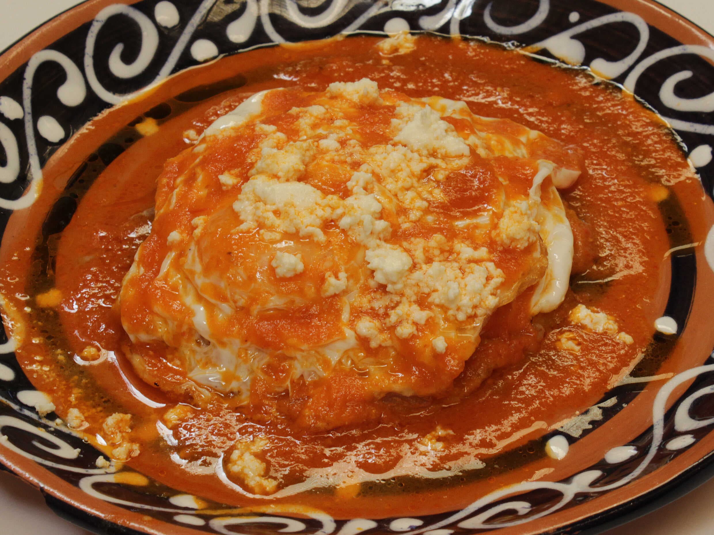 Huevos Motuleños