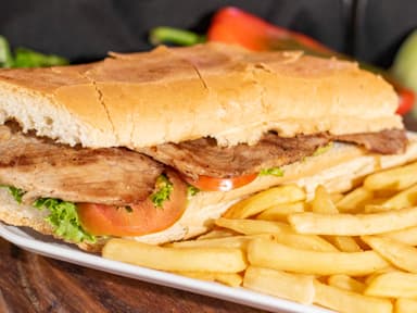 Sándwich de Carne Mano Piedra