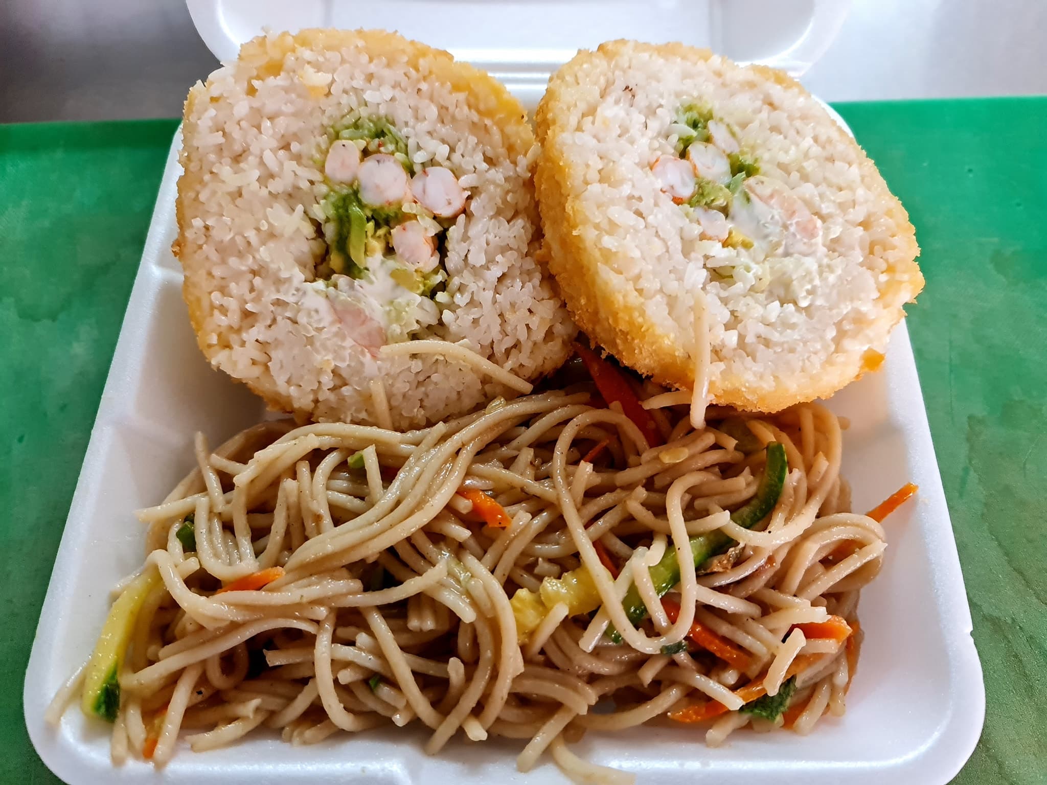 Sushi Bola de Camarón