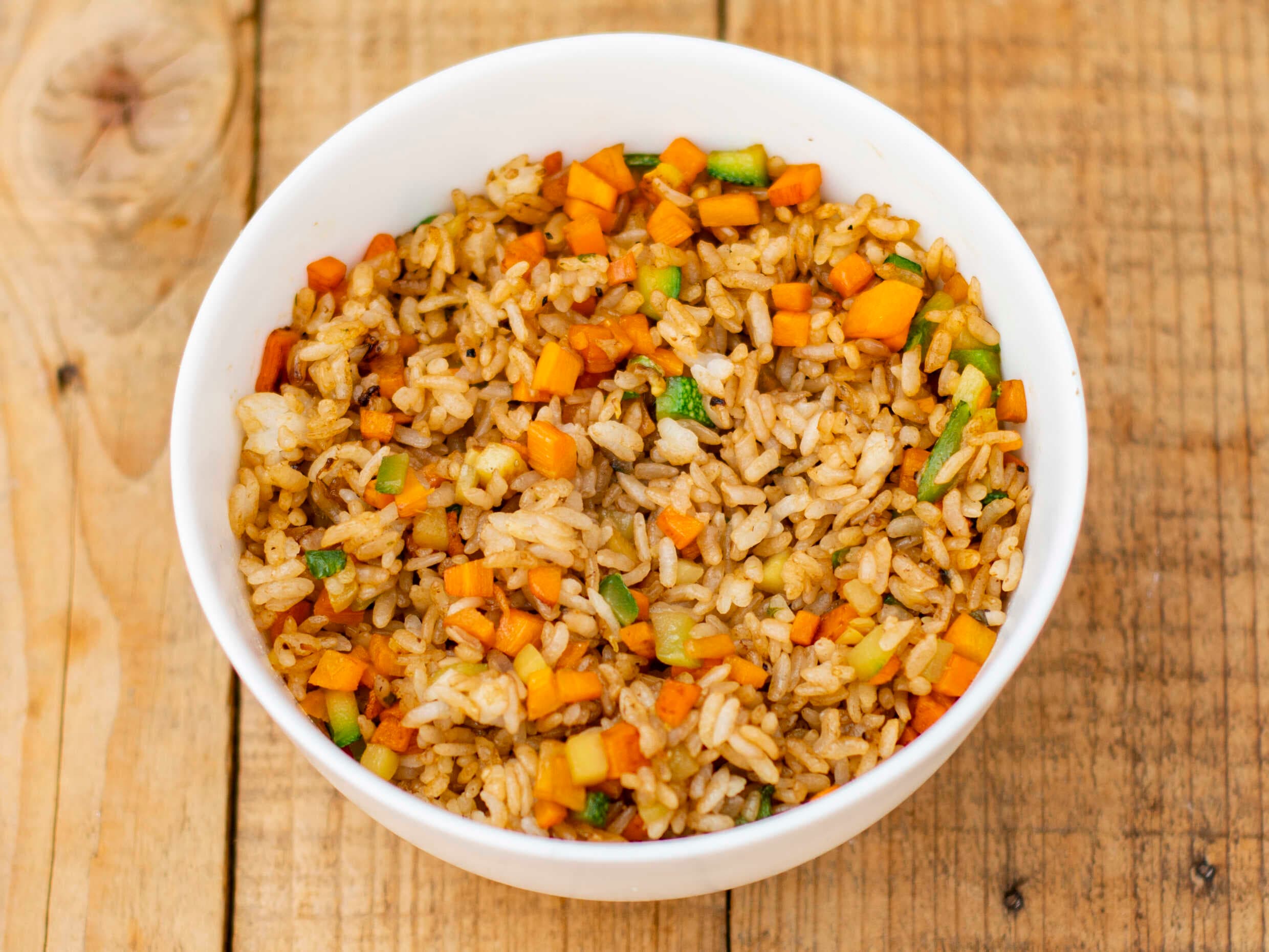Yakimeshi de verduras