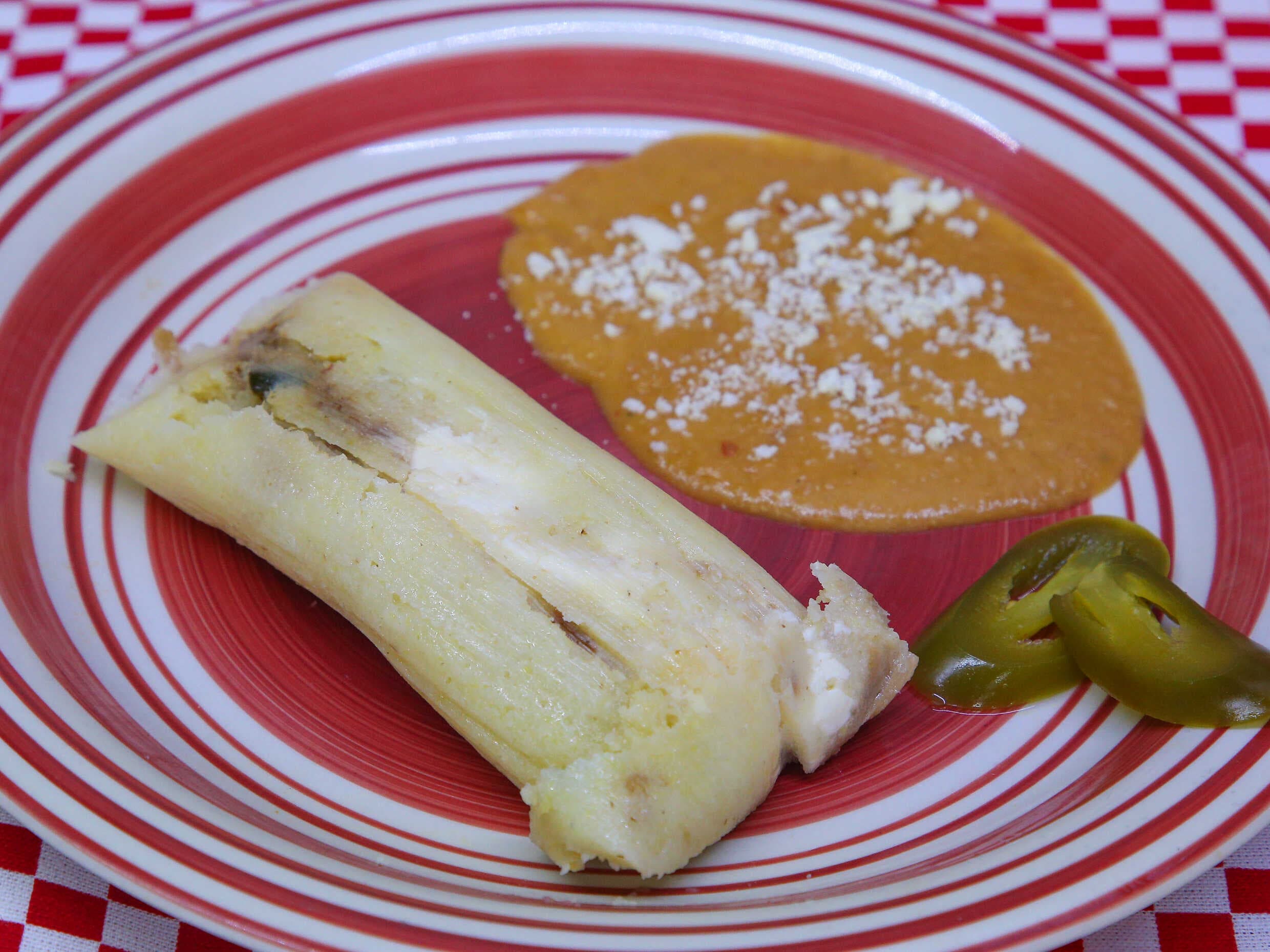 Tamal Elote c/Philadelphia y Picadillo