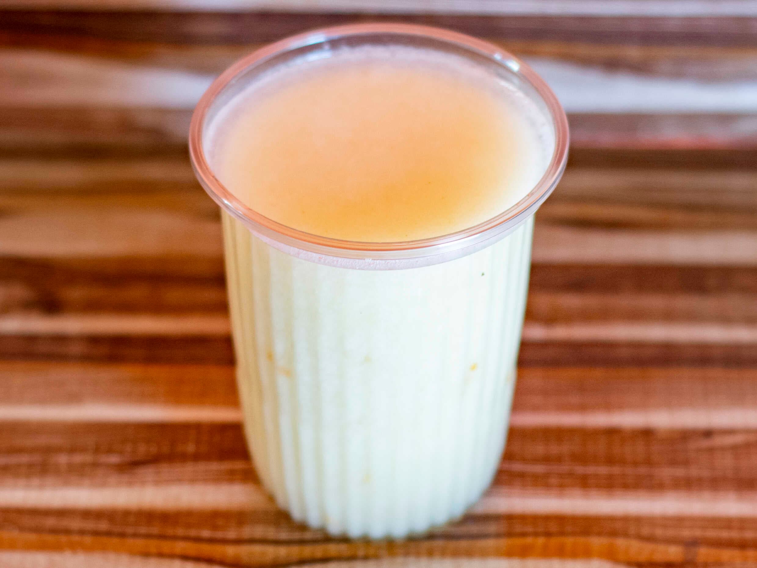 1/2 L. de Agua de Guayaba Natural