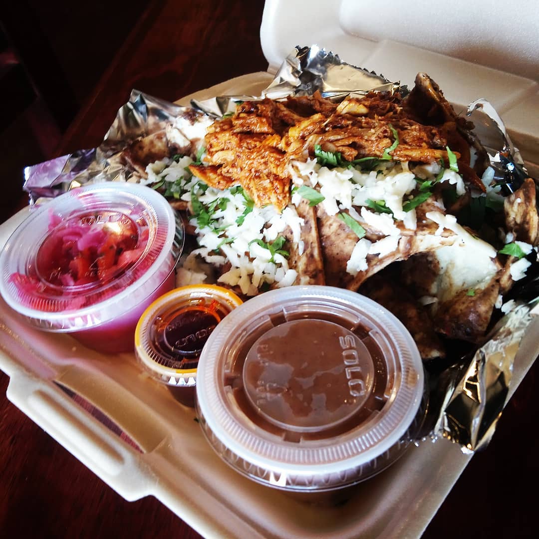 Chilaquiles con Cochinita Pibil