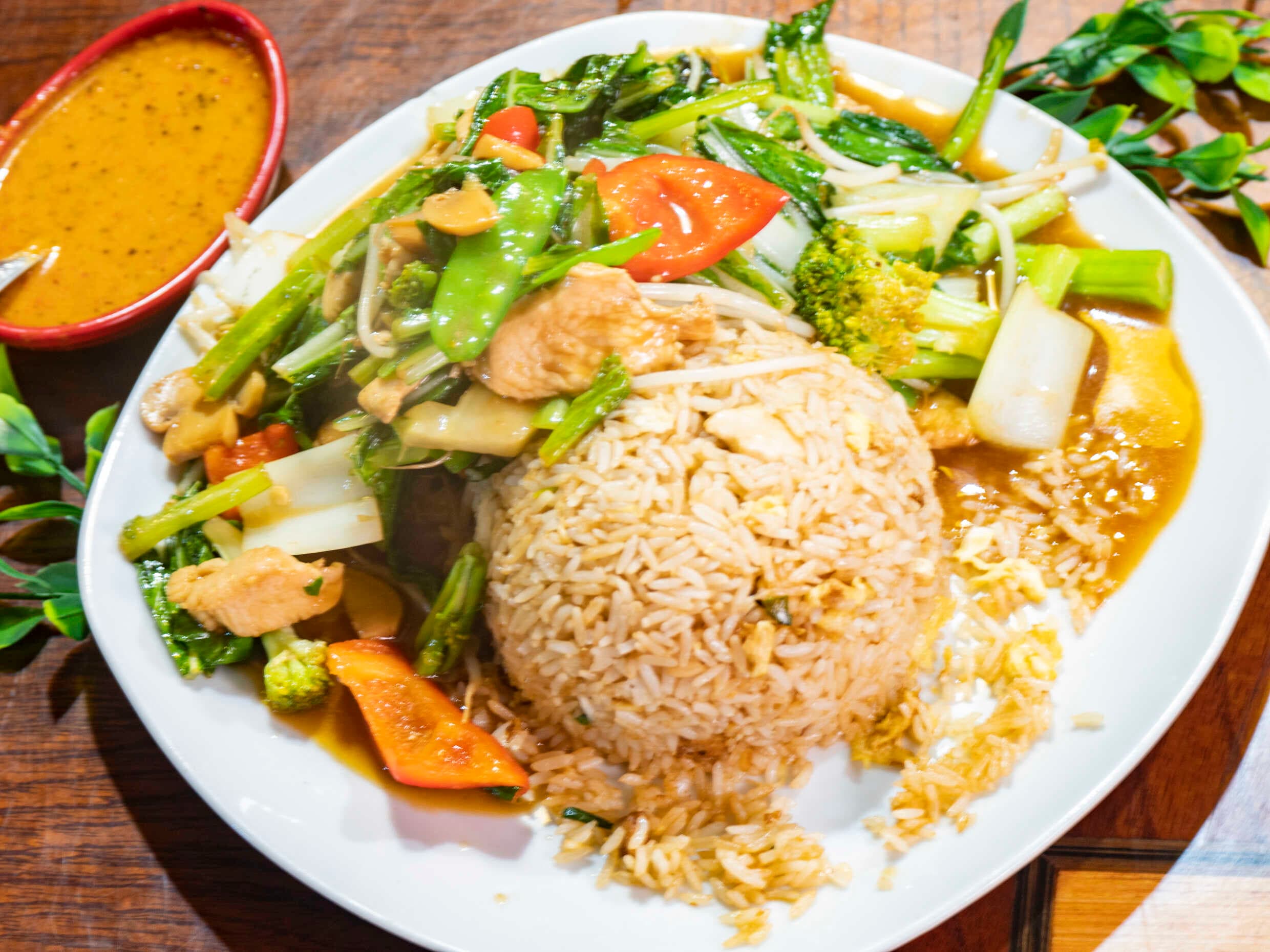 Verduras con Pollo y Champiñones