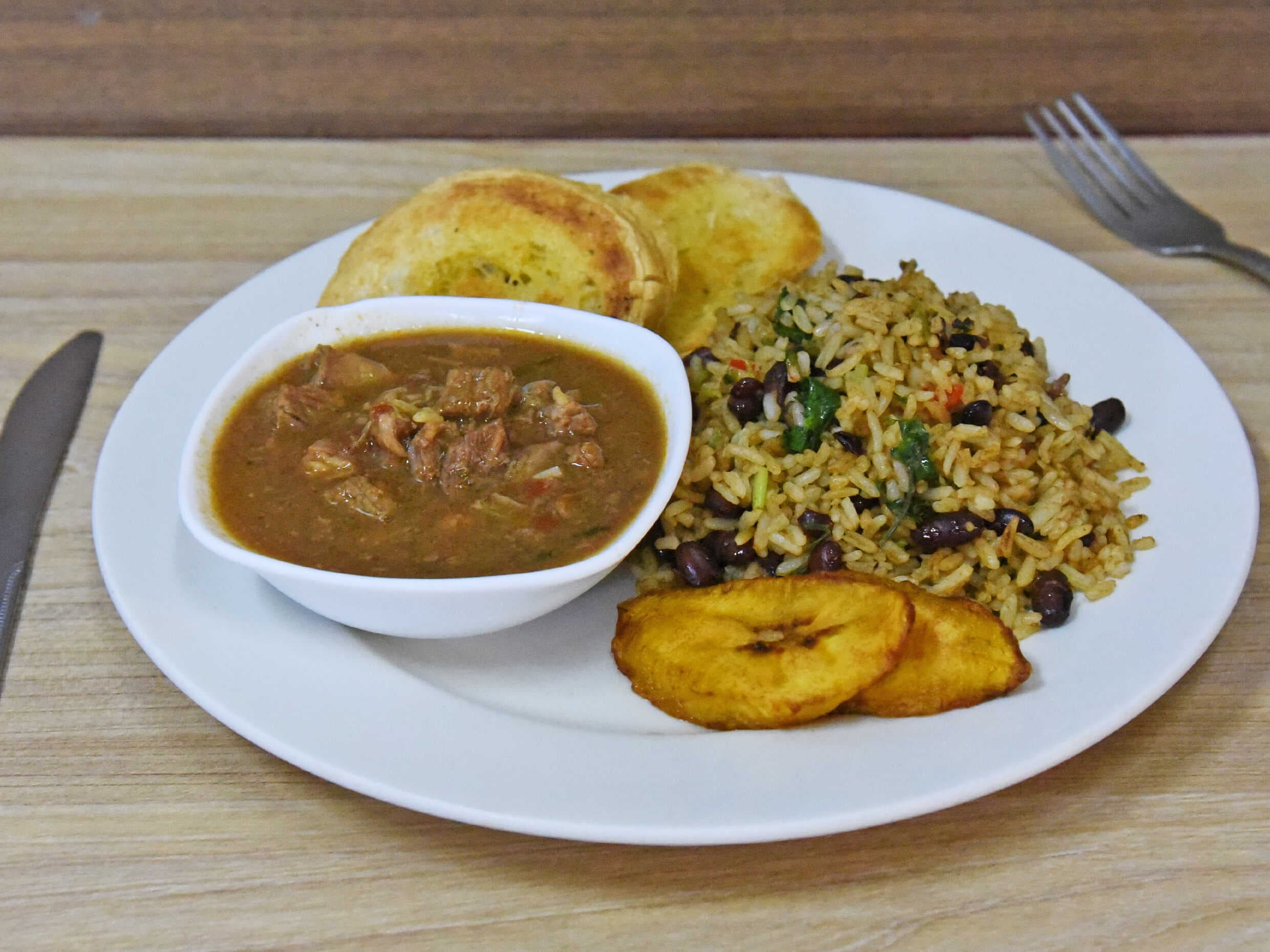 Gallo Pinto con Carne