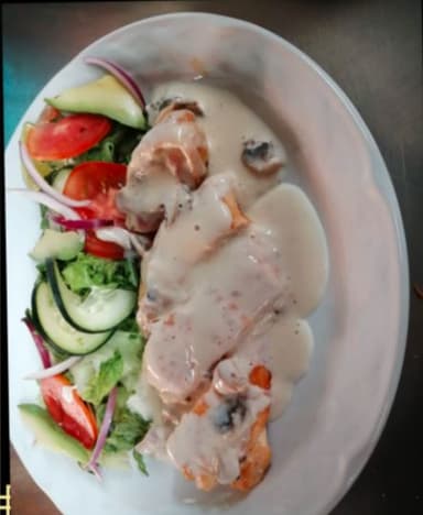 Combo-Pechuga rellena a la Crema de Champiñones