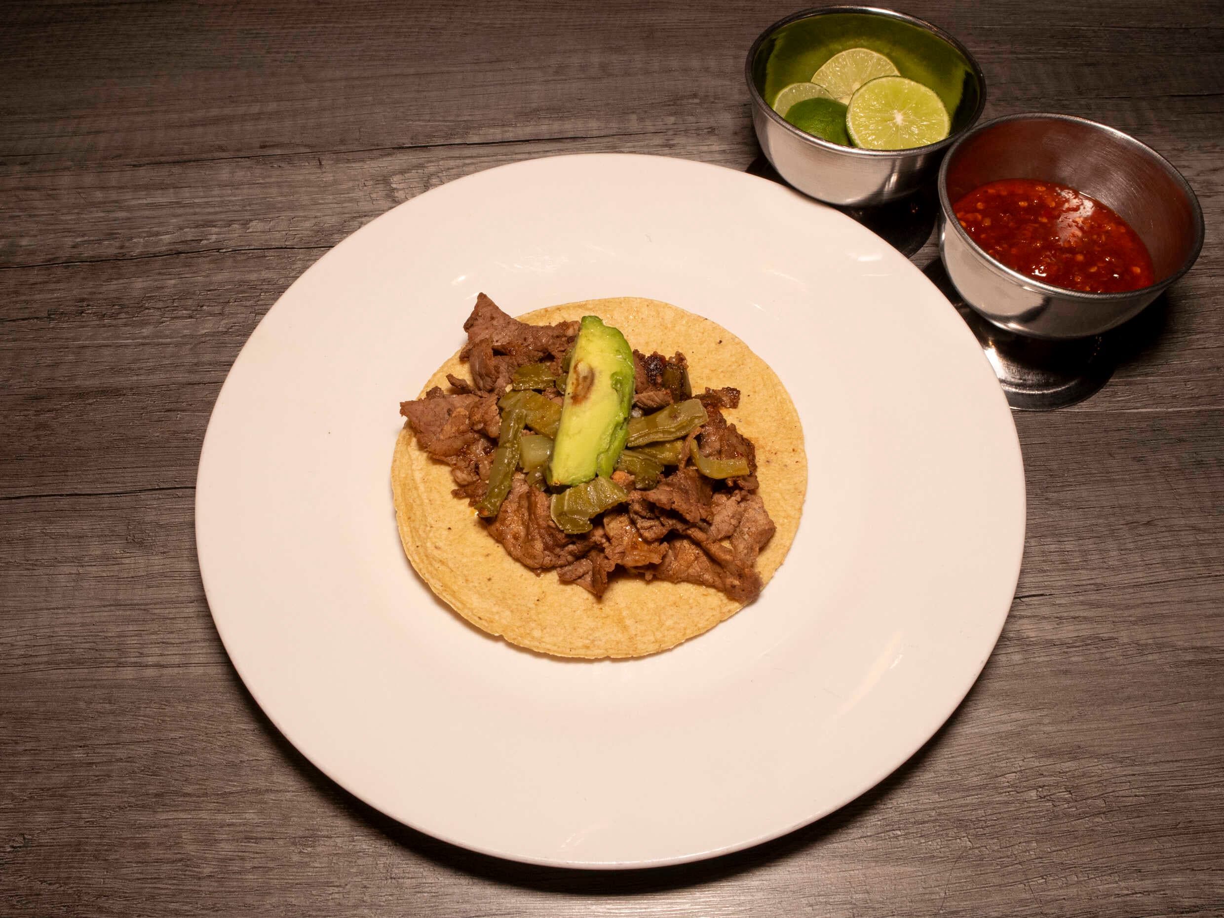 Taco de Bisteck de Res