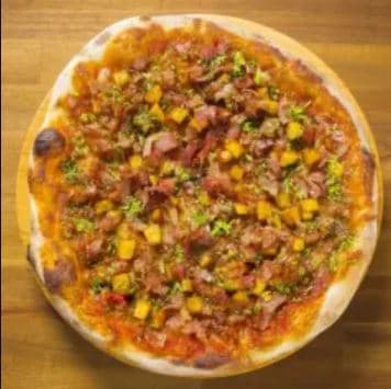 Combo Pizza Maturo E Pancetta + Limonada.