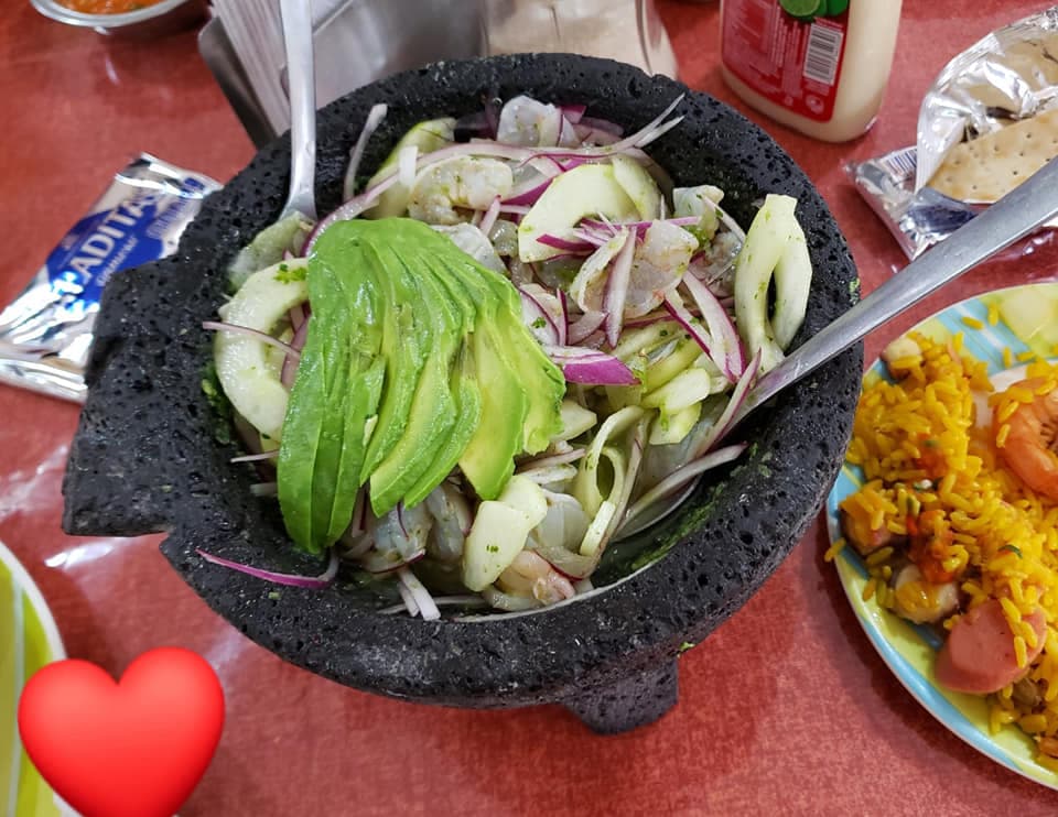 Aguachile Molcajete