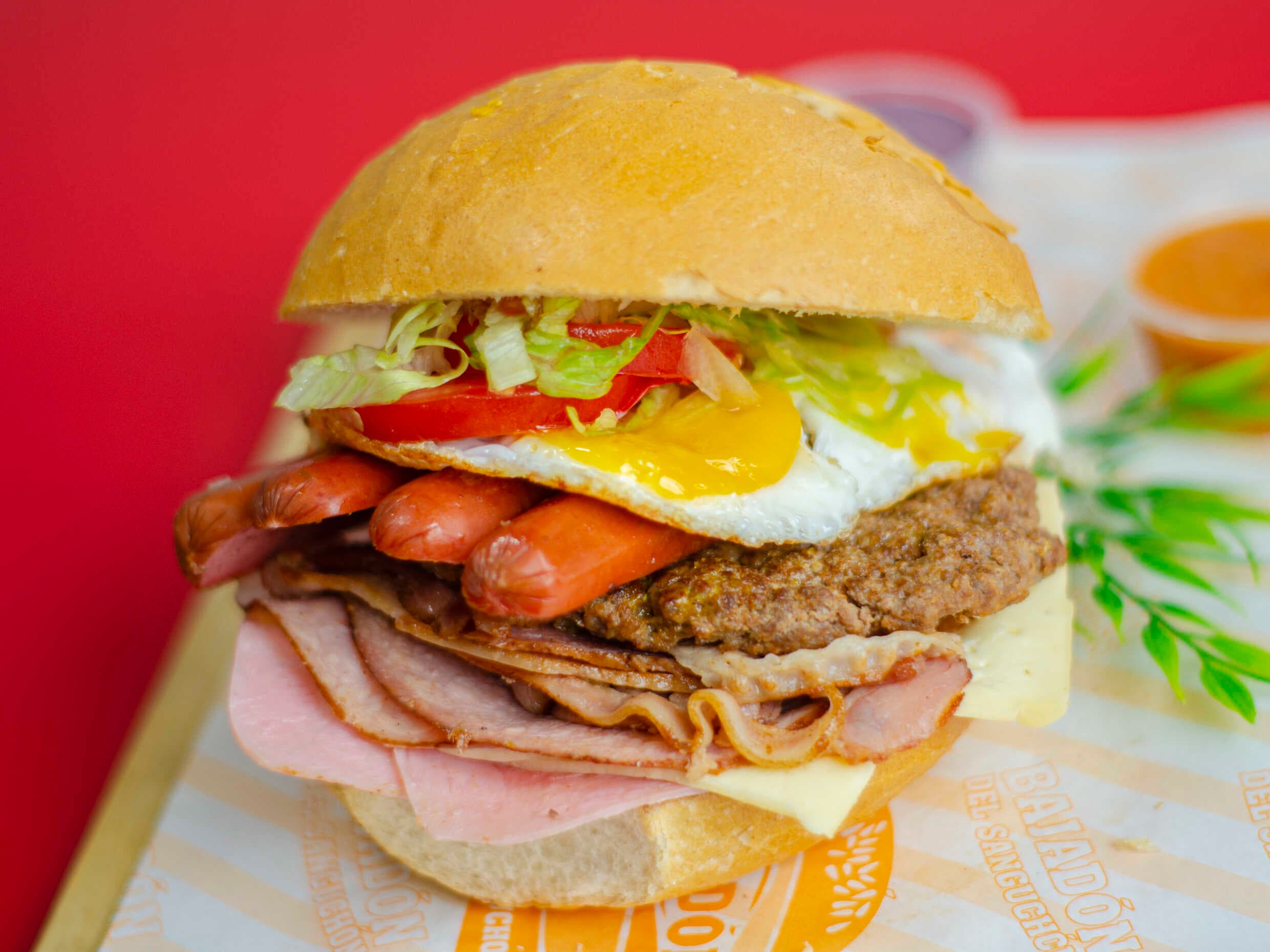 Sándwich Súper Bajadón