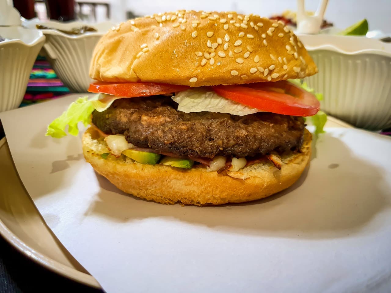 Hamburguesa Especial con Papas Fritas