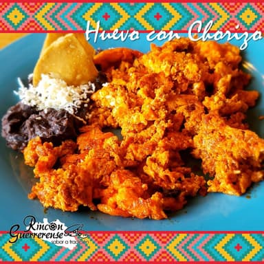 Huevos con Chorizo