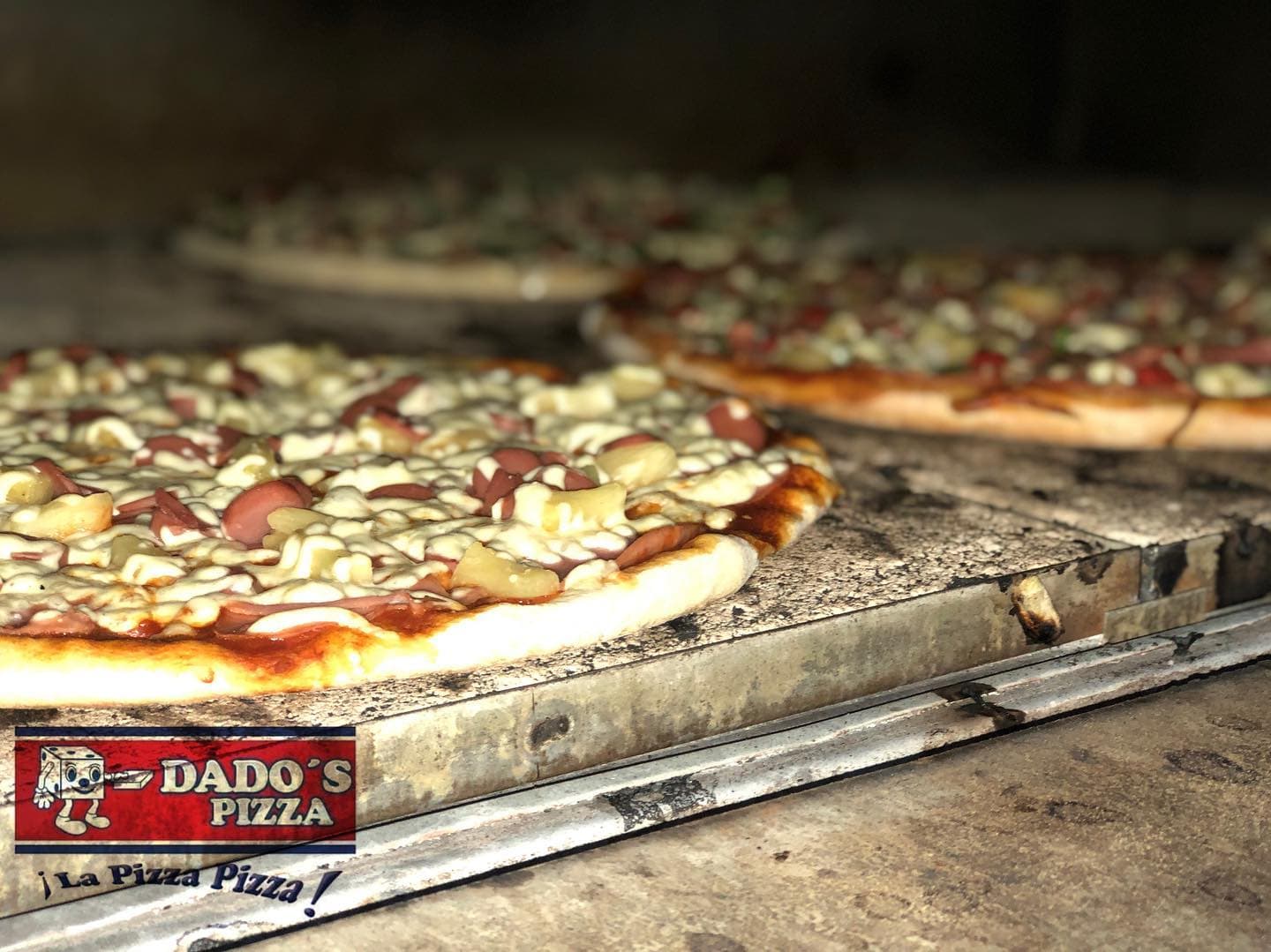 Paquete 1 - 2 Pizzas de 3 Ing + Ref 1Lt + 2Pan Ajo