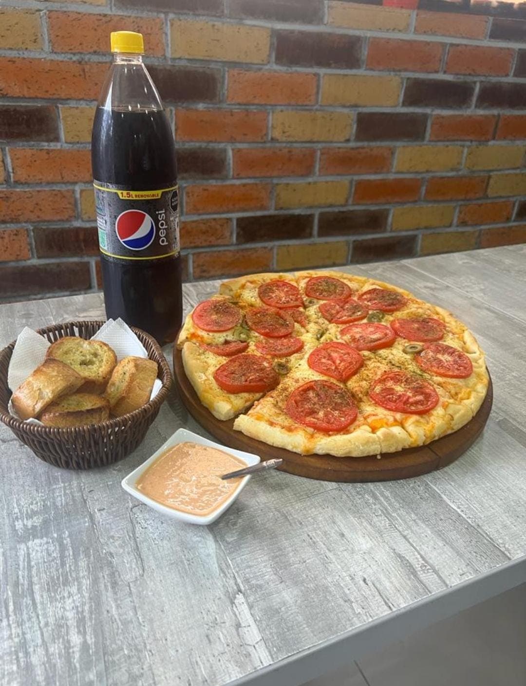 Combo Pizza Napolitana Grande