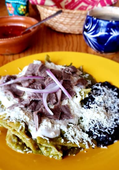 Chilaquiles con Cecina