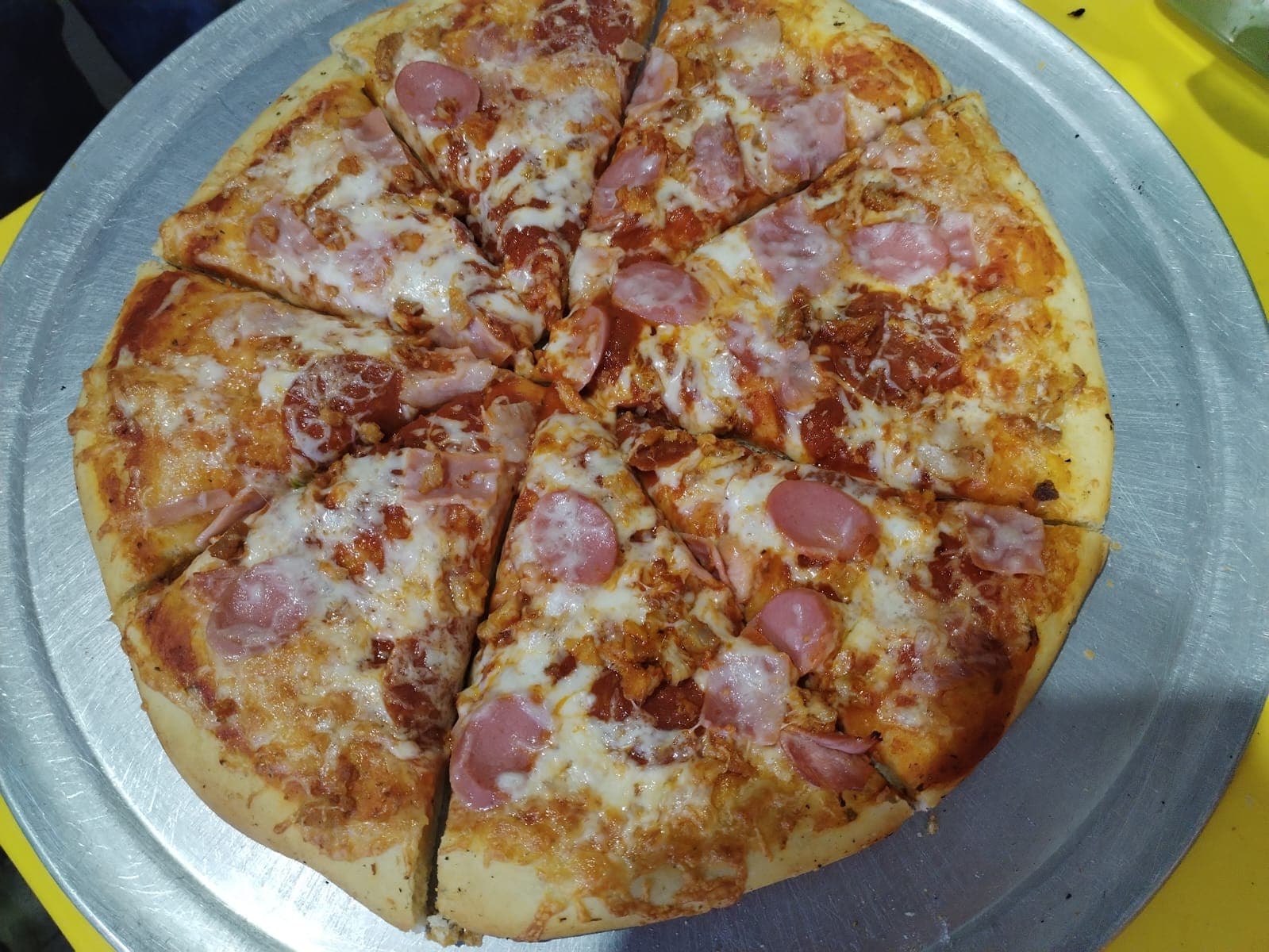Pizza Hawaiana