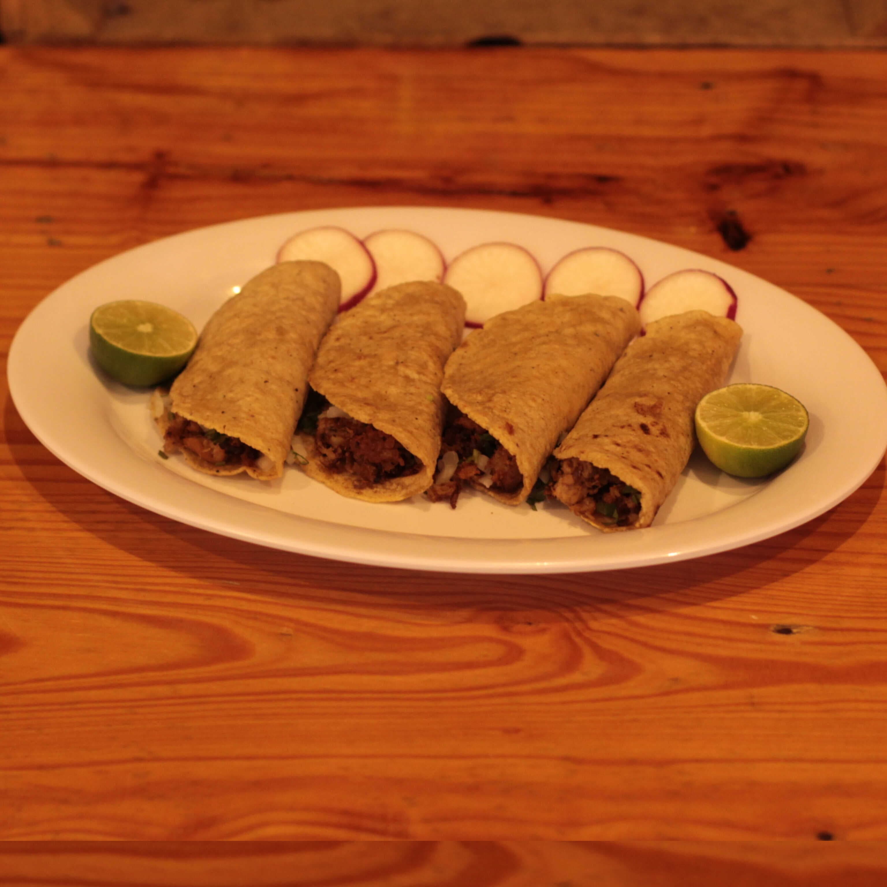 Tacos de Carnitas. 4Pz