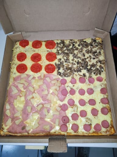 Pizza 4 Estaciones Grande