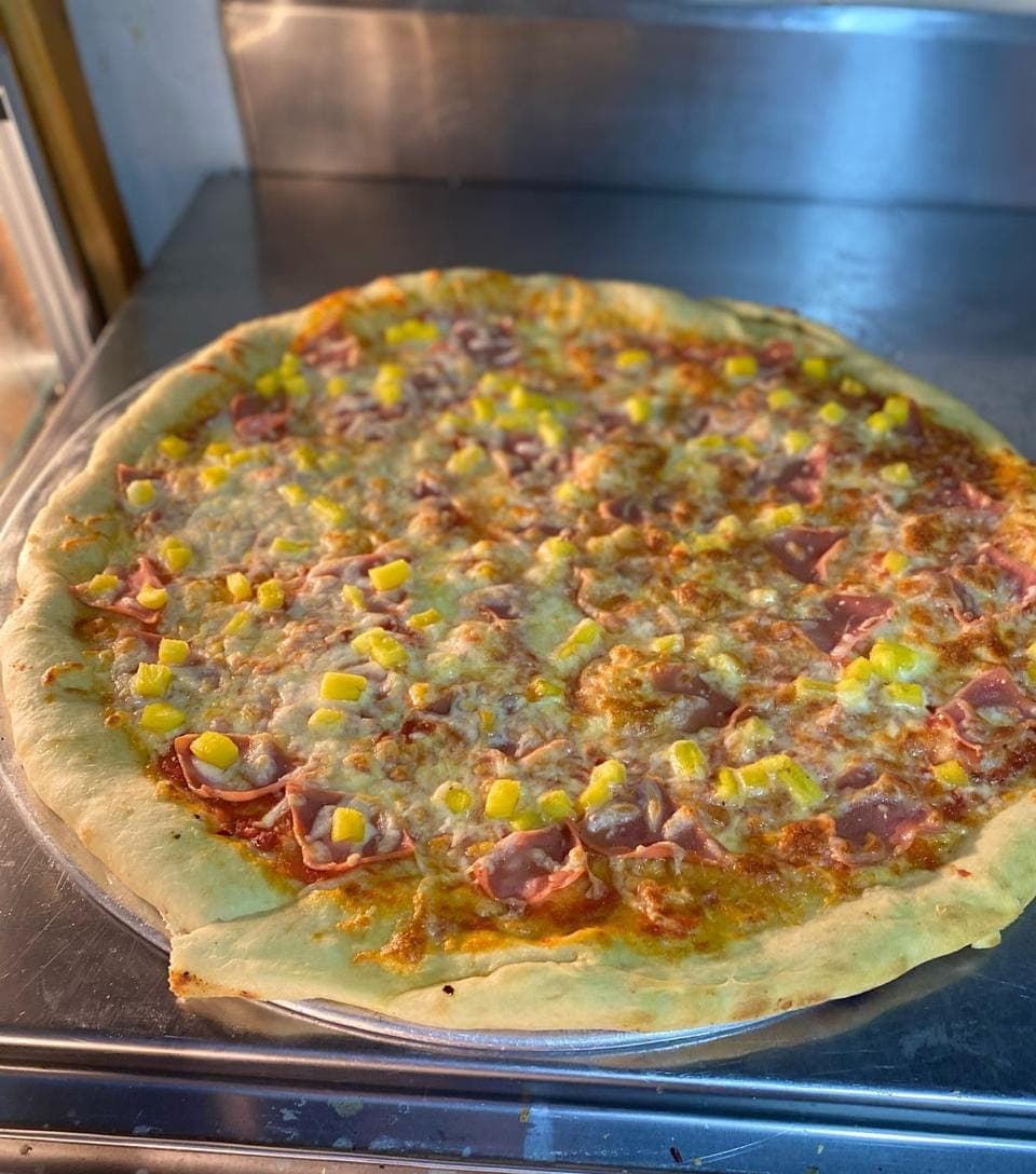 Pizza Hawaiana