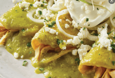 Enchiladas Verdes de Pollo