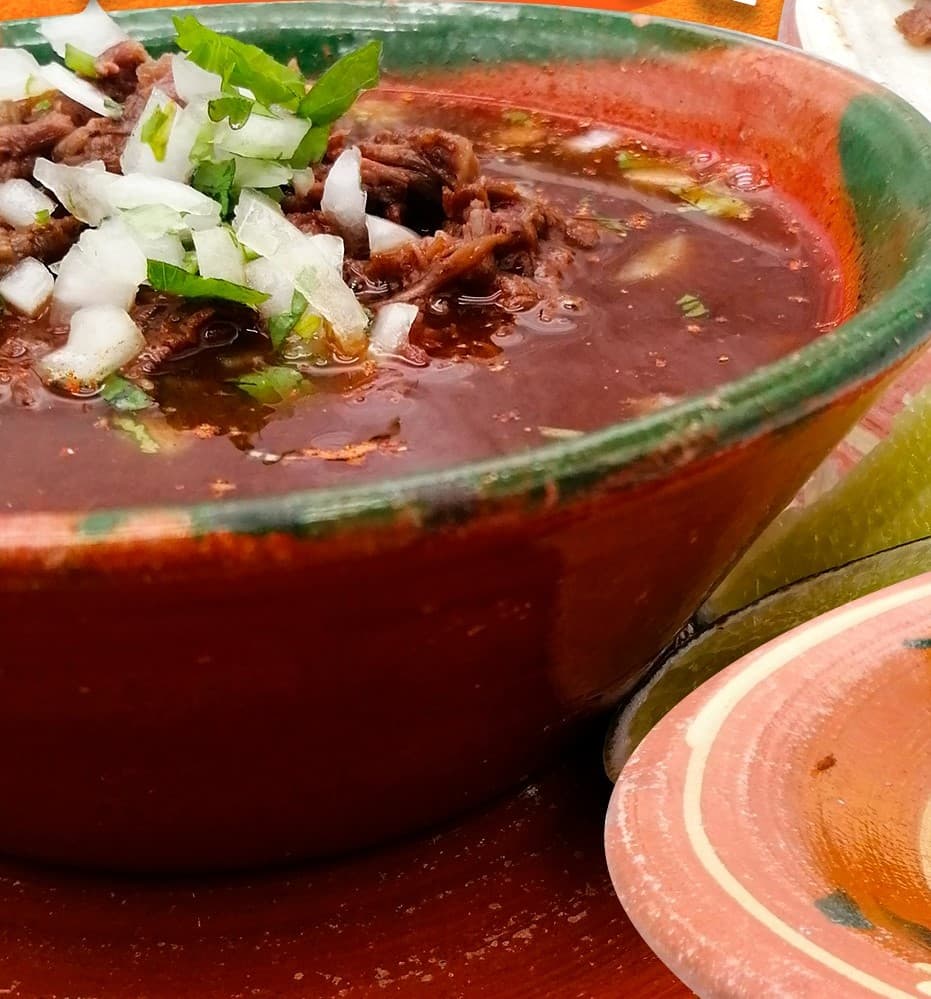 1 Consomé De Barbacoa De  Res 1/2 Lt Con Carne