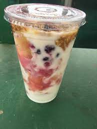 Vaso de Yoghurt Natural con Fruta