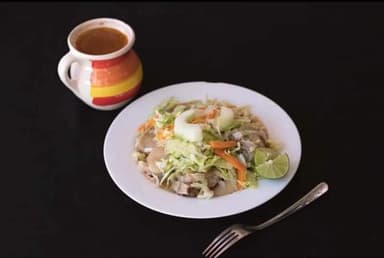 3 Tostada de Pollo Deshebrada