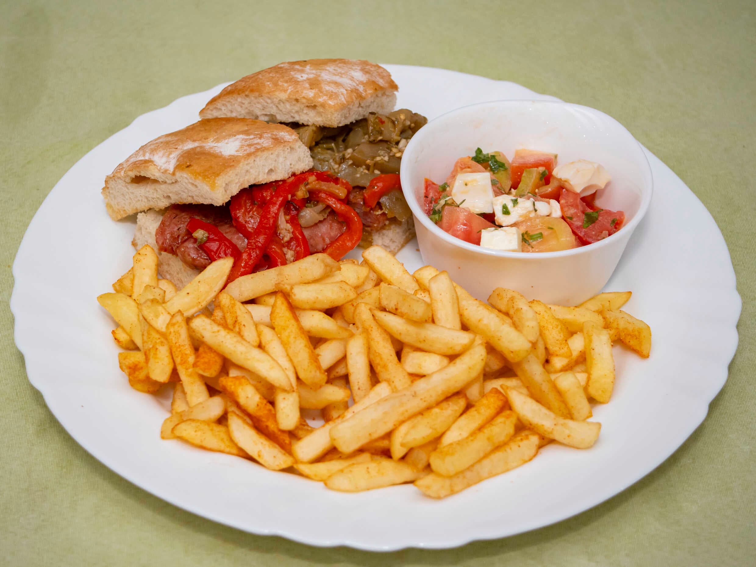 Choripan.
