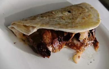 UNA GRINGA DE CARNE ARABE