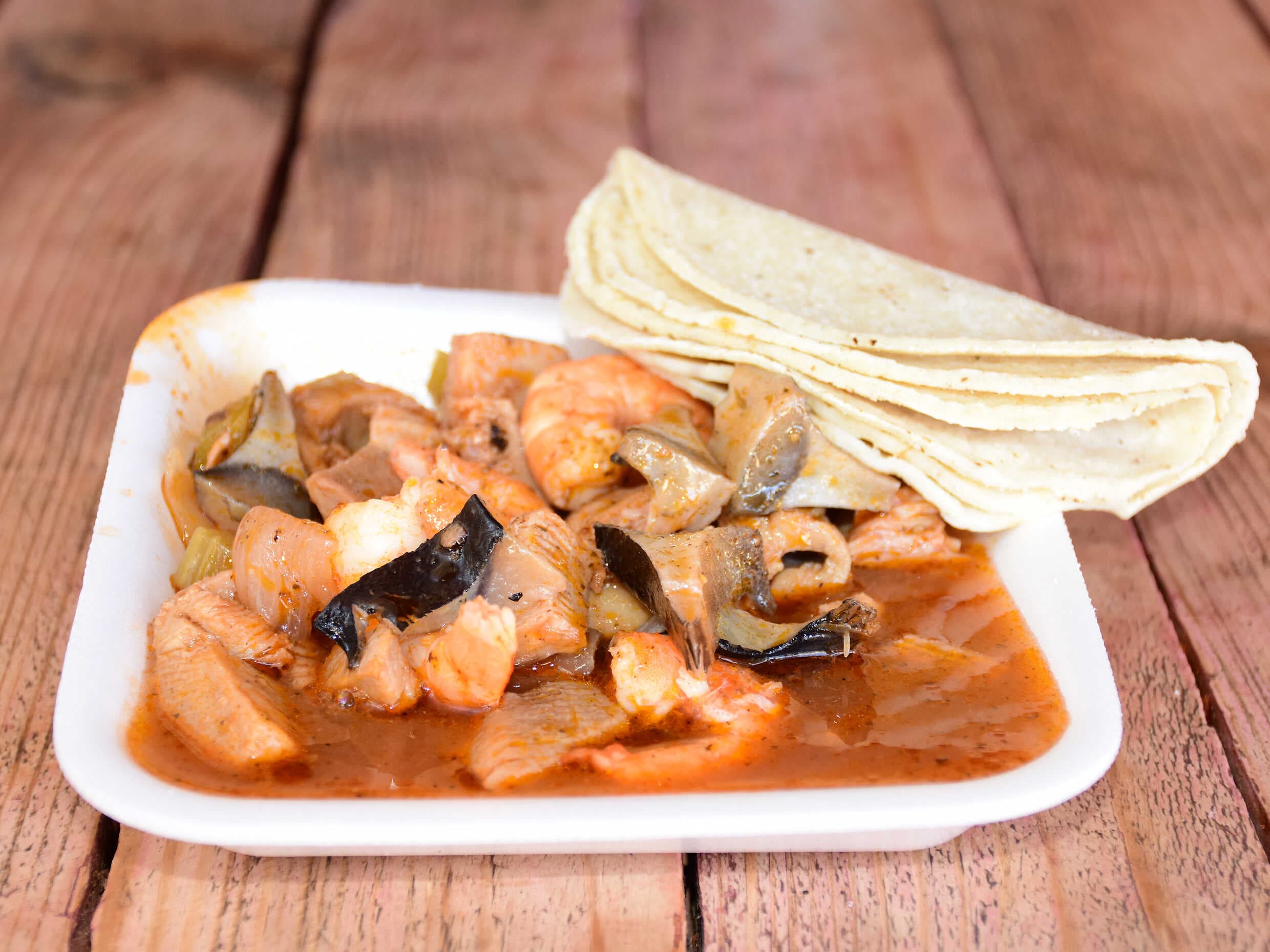 COMBO CAHUAMANTA PAREJA