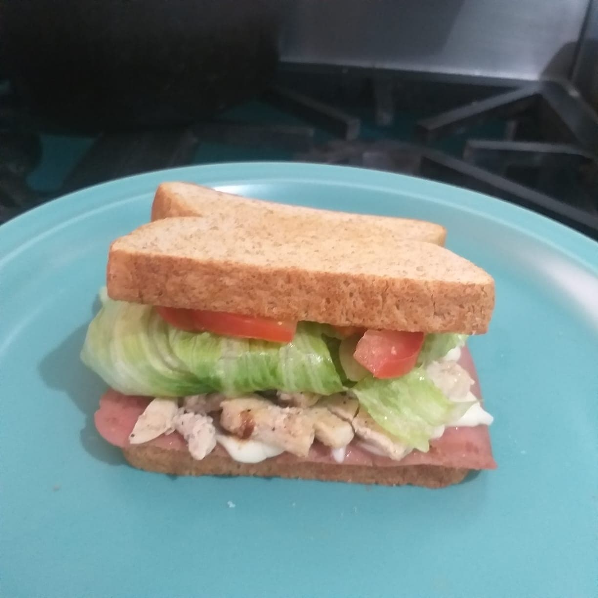 Sándwich con Pollo