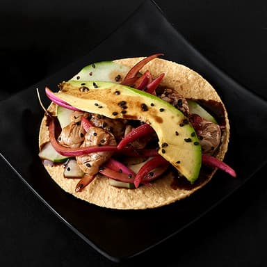 Tostada de Aguachile Negro