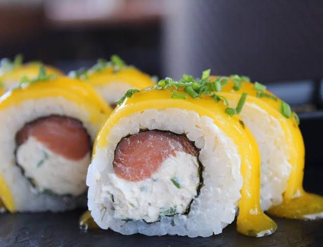 Mango roll