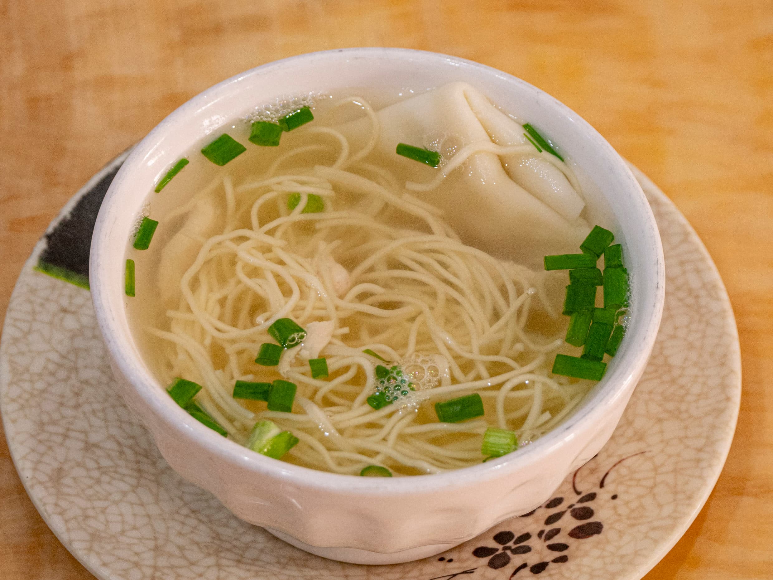 Sopa Wantán de Pollo