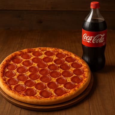 Combo Pizza Familiar + Coca-Cola 1.5Lt