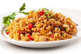 Medio de Arroz Frito con Pollo
