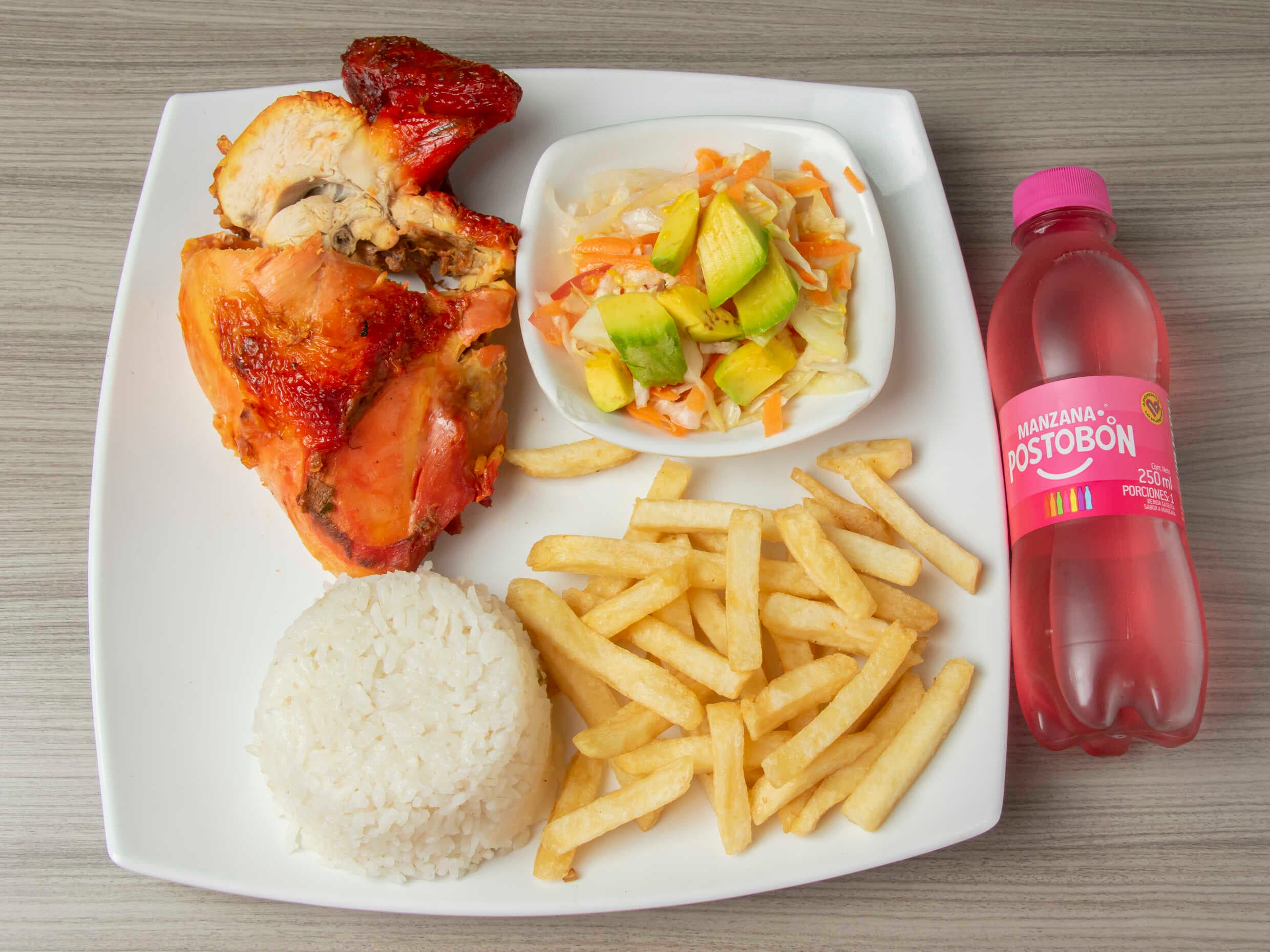 Bandeja con Pollo Asado