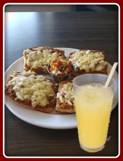 Molletes + Bebida