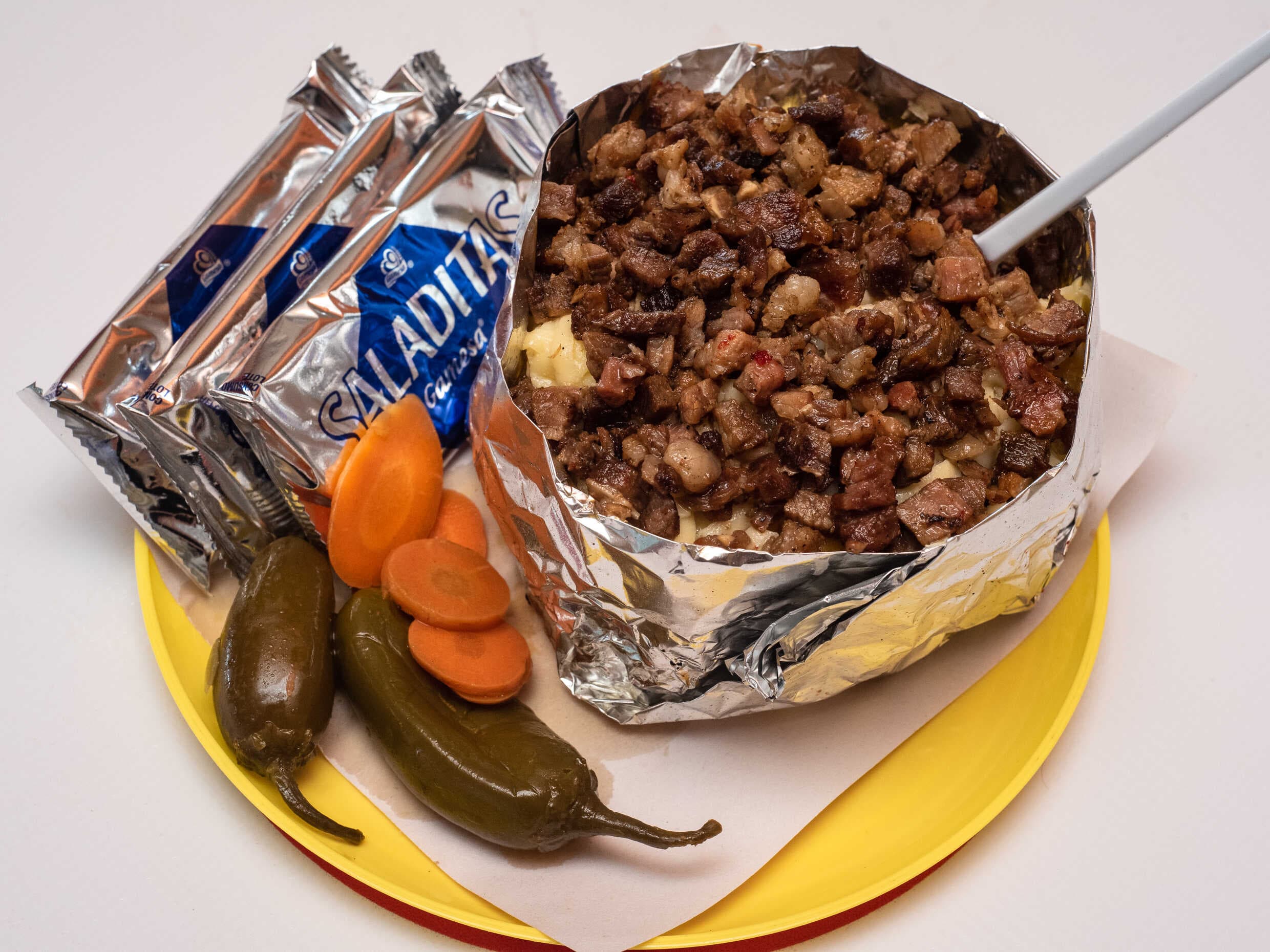 COMBO PAPA ASADA CON CARNE+ COCA