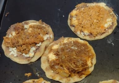 Tostada de Cochinita Pibil