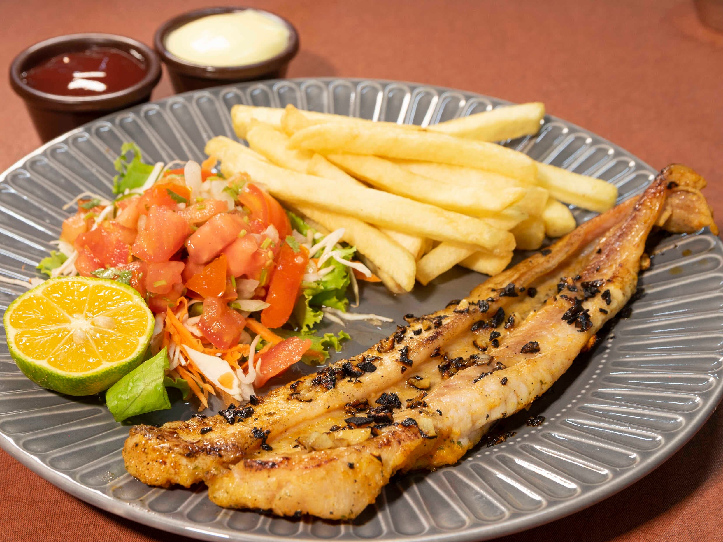 Filete de Pescado al Ajillo