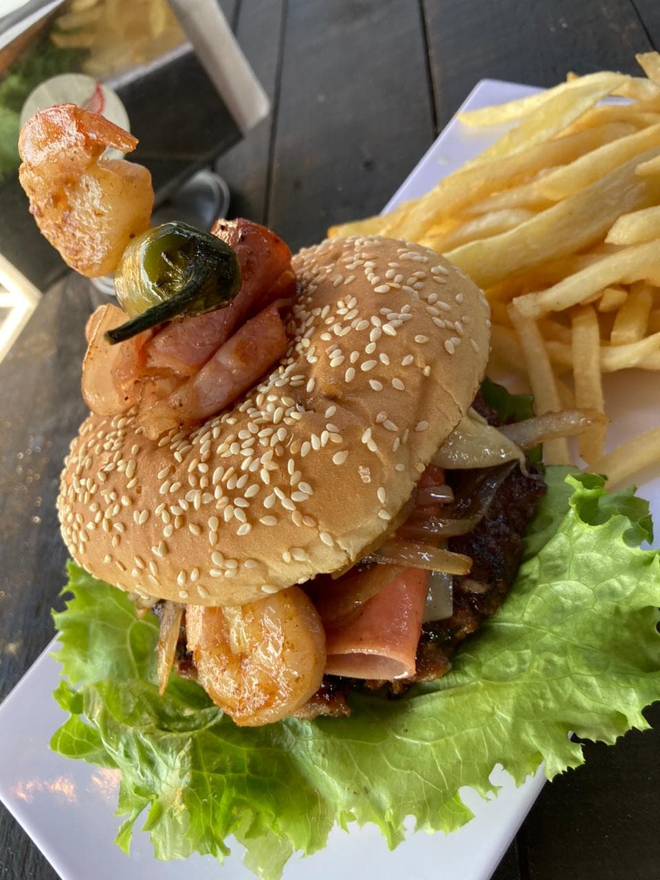 Hamburguesa con Camarones