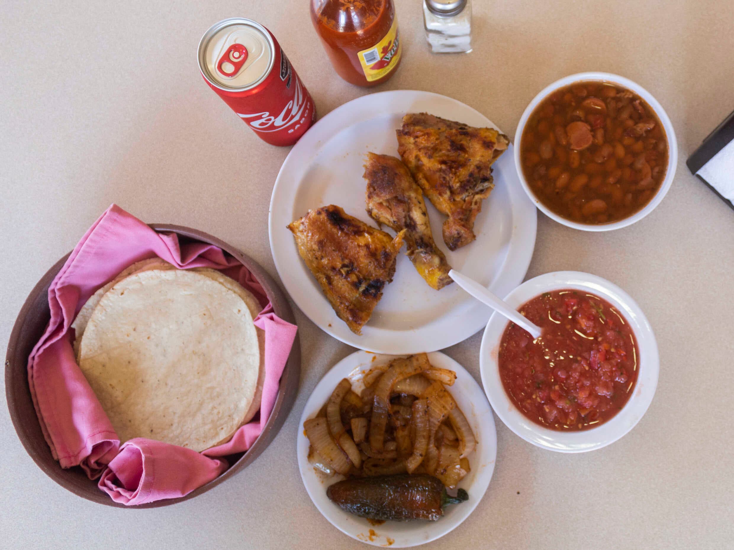 Combo Individual -Medio Pollo C/ Soda