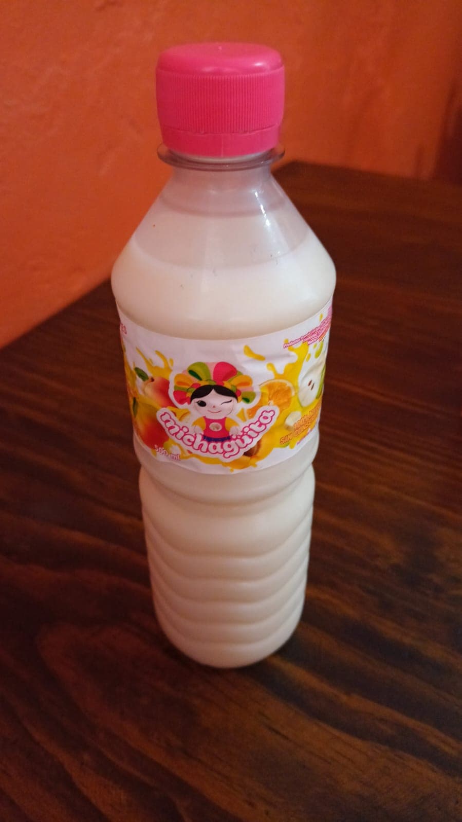Agua de Sabor Natural Embotellalda