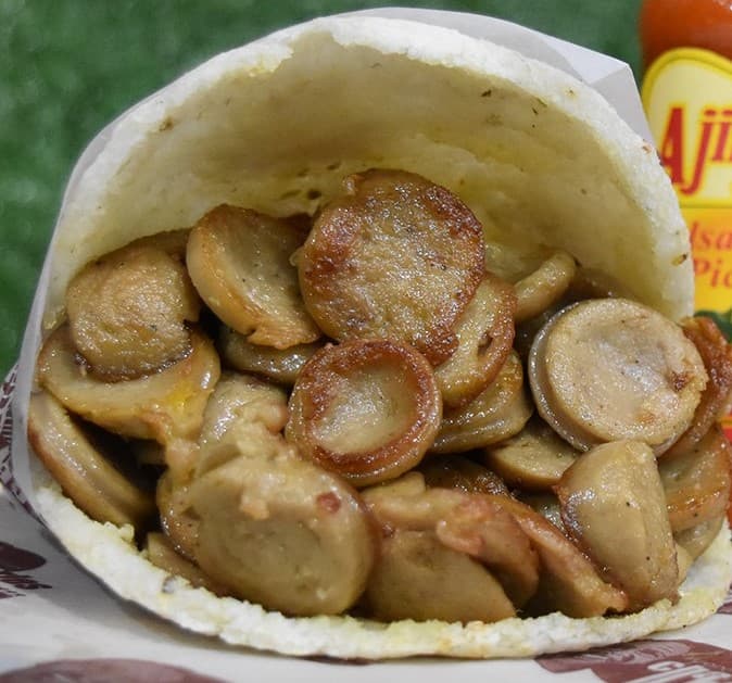 Arepa Rellena de Butifarra