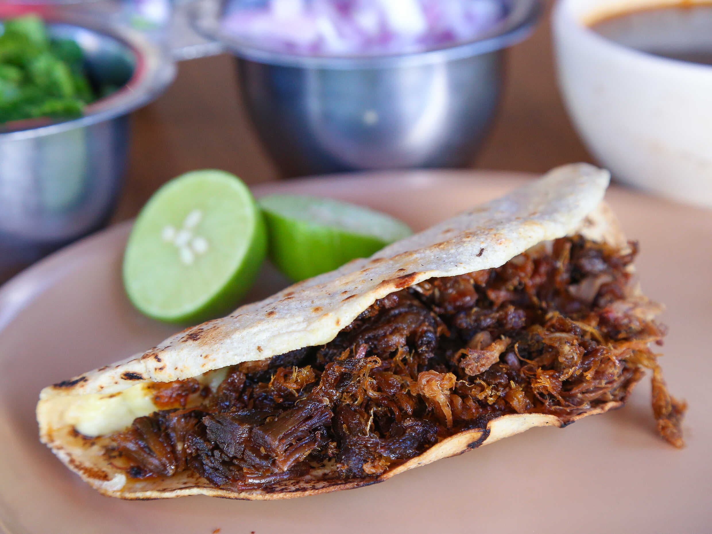 Quesadilla de Birria Dorada