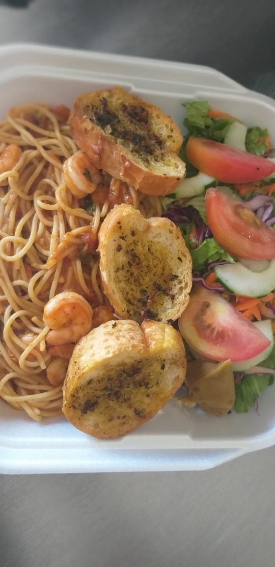 Pasta con Camarones