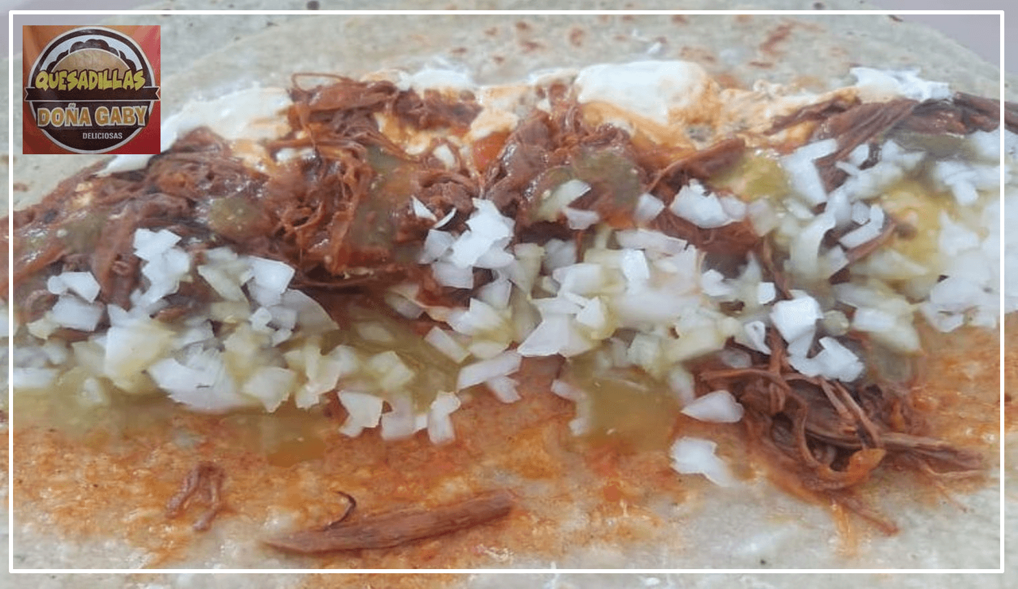 Quesadilla de Quesillo con Deshebrada
