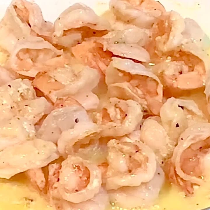Camarones a la Mantequilla