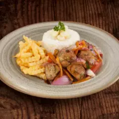 Pechuga de Pollo Saltado